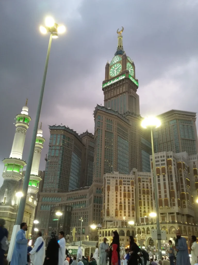 Tallest Buildings : Abraj Al-Bait Clock Tower