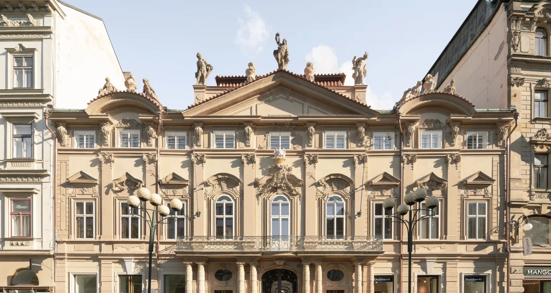 The Savarin Palace, Na Příkopě Street, Prague, © Crestyl